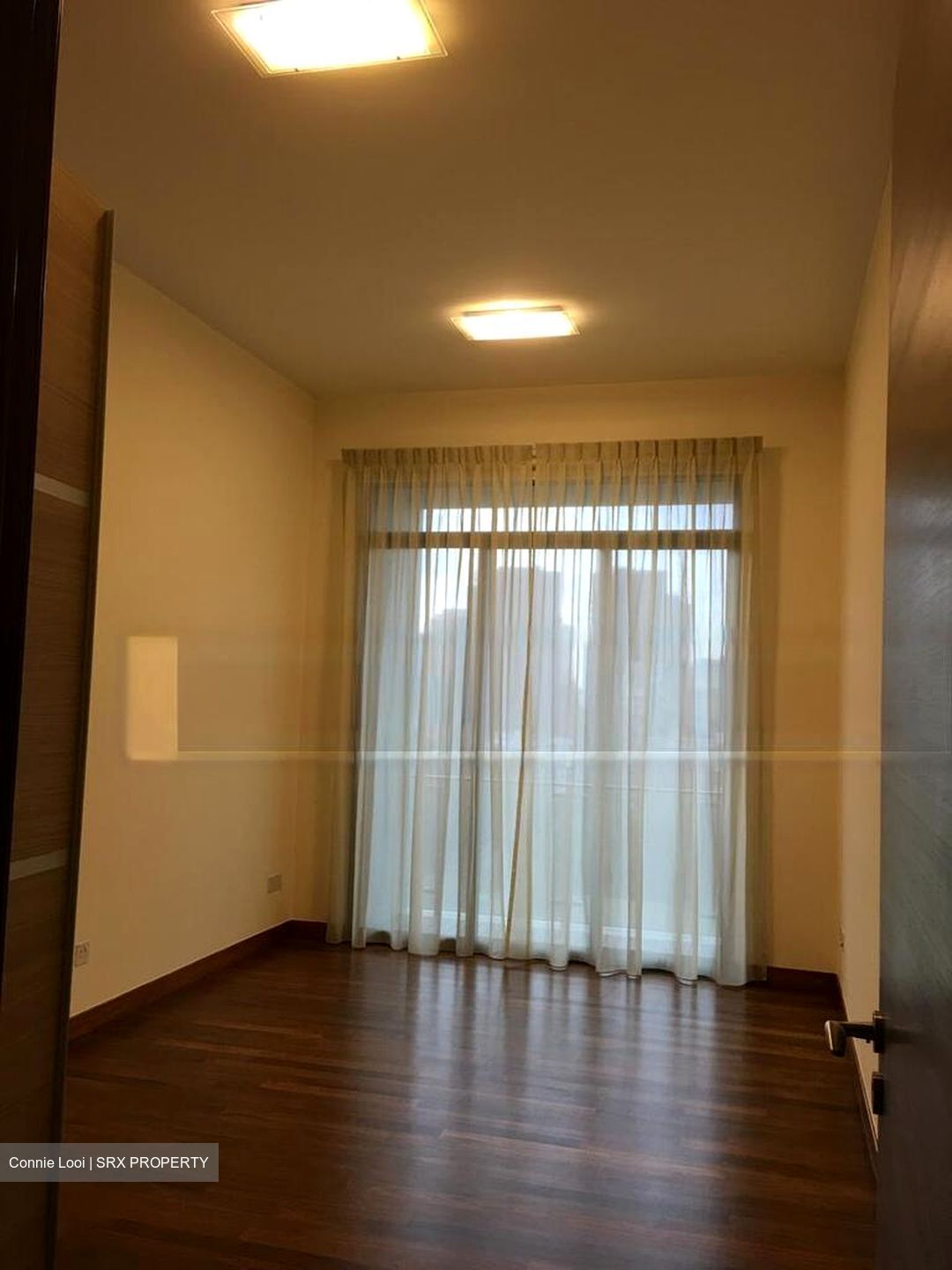 Latitude (D10), Condominium #579697461